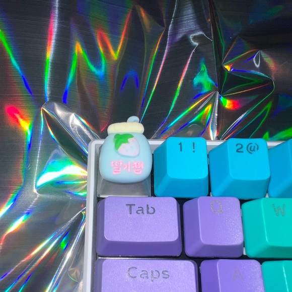 Strawberry Drink Custom Keycap - Picture 2 of 7